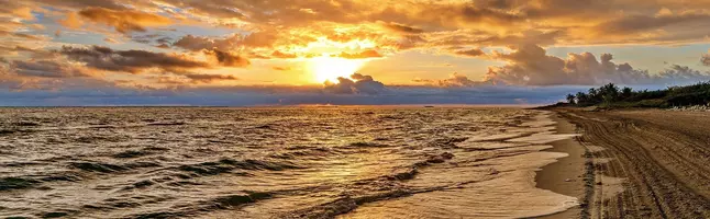 Magischer Sonnenuntergang am Strand von Varadero, Kuba